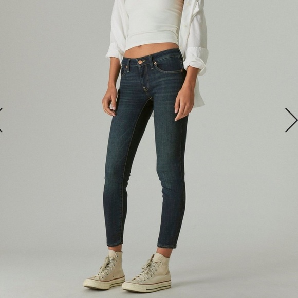 Lucky Brand Low Rise Lolita Skinny Jeans 2/26 - Picture 4 of 9